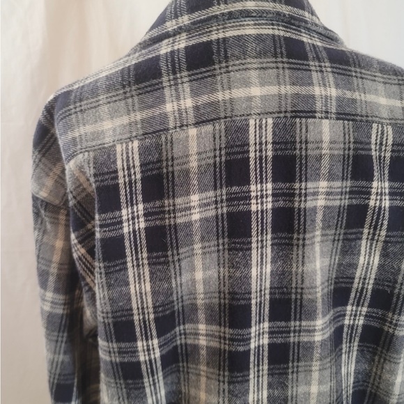 St. John’s Bay plaid flannel button down shacket   Sz Large - Picture 9 of 9